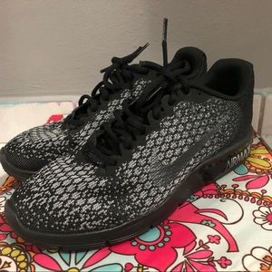 Nike Airmax black (2 pairs available)